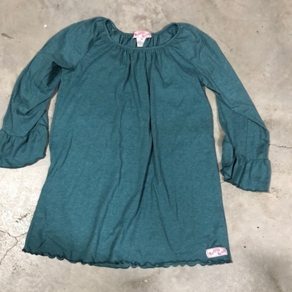 RUFFLE GIRL‎ size medium ladies tunic N12